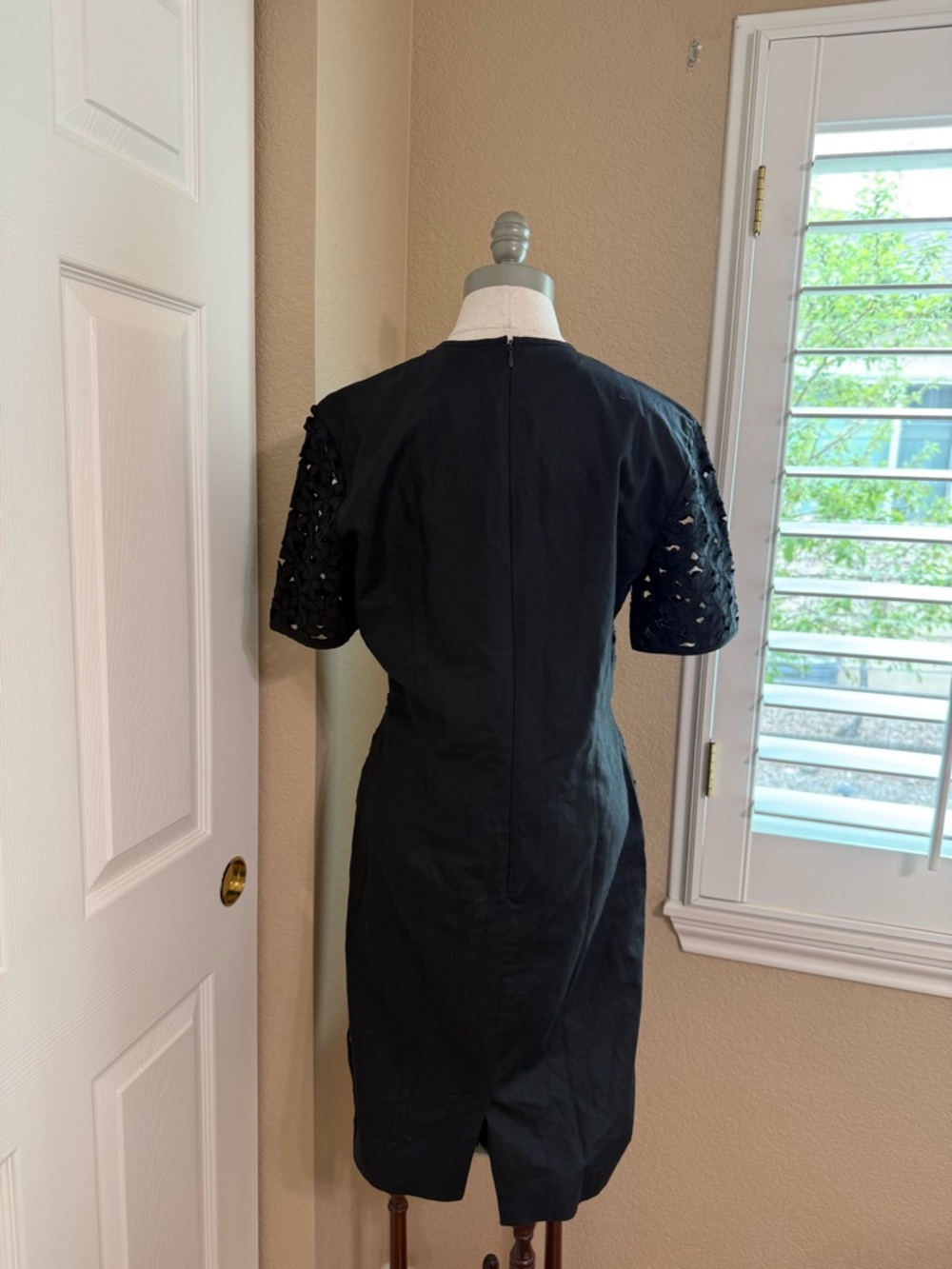 NWOT “ET AL”Women's Floral Eyelet Dress Vintage SZ 8 Black
Knee Length - Picture 2 of 7